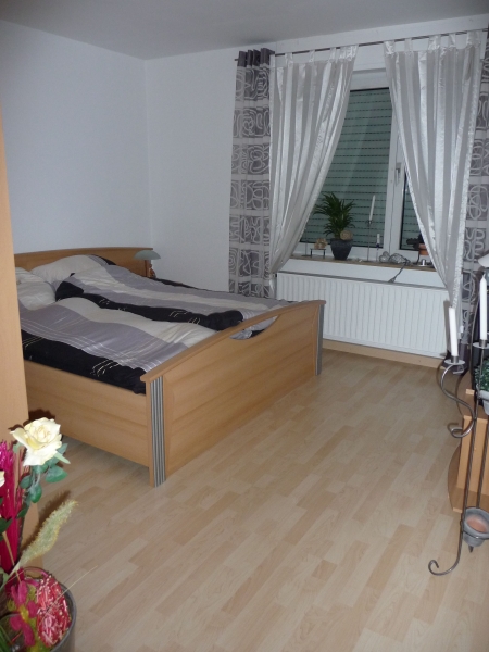 12. Schlafzimmer 1